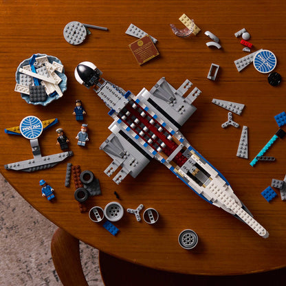 Douglas™ DC-3™ PAN AM® Airliner