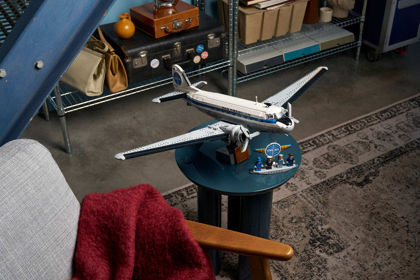 Douglas™ DC-3™ PAN AM® Airliner