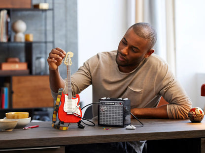 Fender® Stratocaster