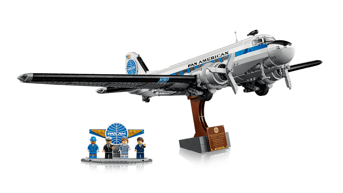 Douglas™ DC-3™ PAN AM® Airliner